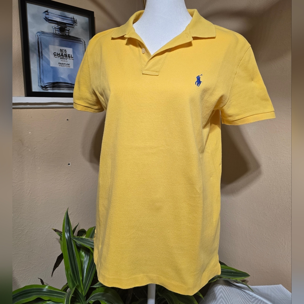 RALPH LAUREN Women's Polo Shirt Classic Fit. Yellow. Size M